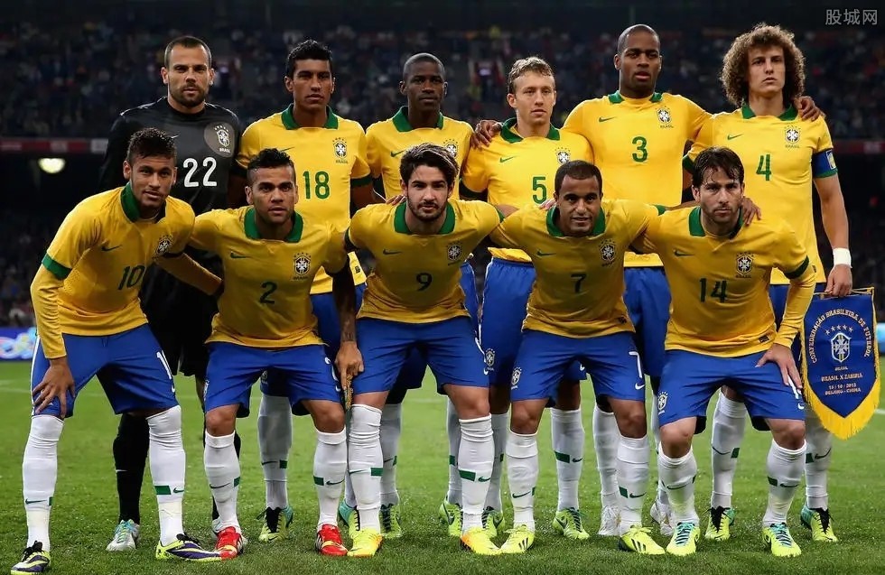 从世界排名上面能够看到巴西足球队的整体实力还是非常凶悍的